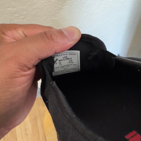 In-N-Out Burger Slip On Shoes Palm Tree Graphic Sneakers Black Red W9.5 M8.0 - Picture 7 of 7